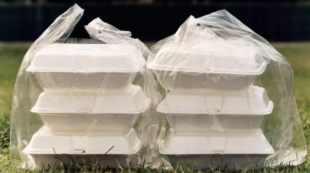 北京市今年以来办结不可降解塑料制品案件75起