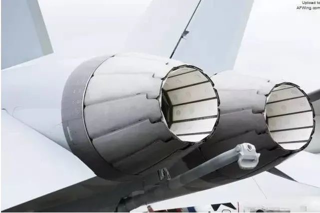 聚酰亚胺纳米云母复合膜新型航天器防护材料研制成功