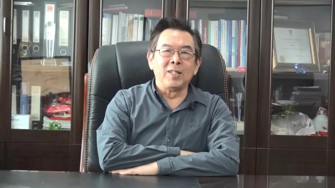 Williamhill中文官网网站理事长郑垲：跨越周期、理性投资、践行循环 合成树脂迎来双碳大考